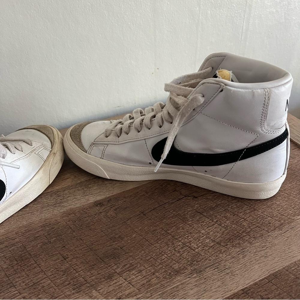 Nike Women’s Mid ‘77 White and Black Blazer Size 8.5 - Picture 5 of 11